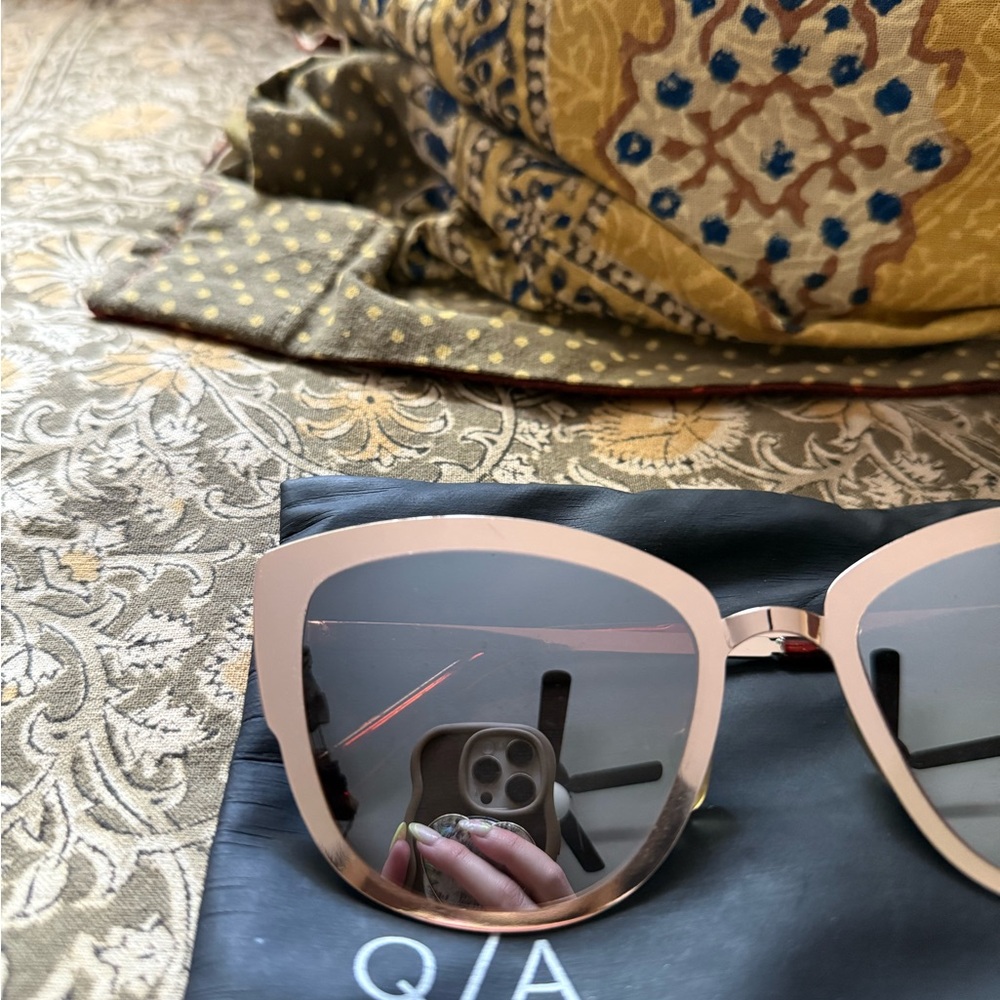 Quay Australia Rose Gold Sunglasses - Picture 4 of 9
